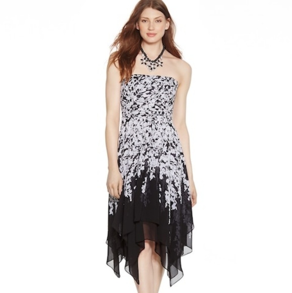 White House Black Market Dresses Nwt Beautiful Black And White